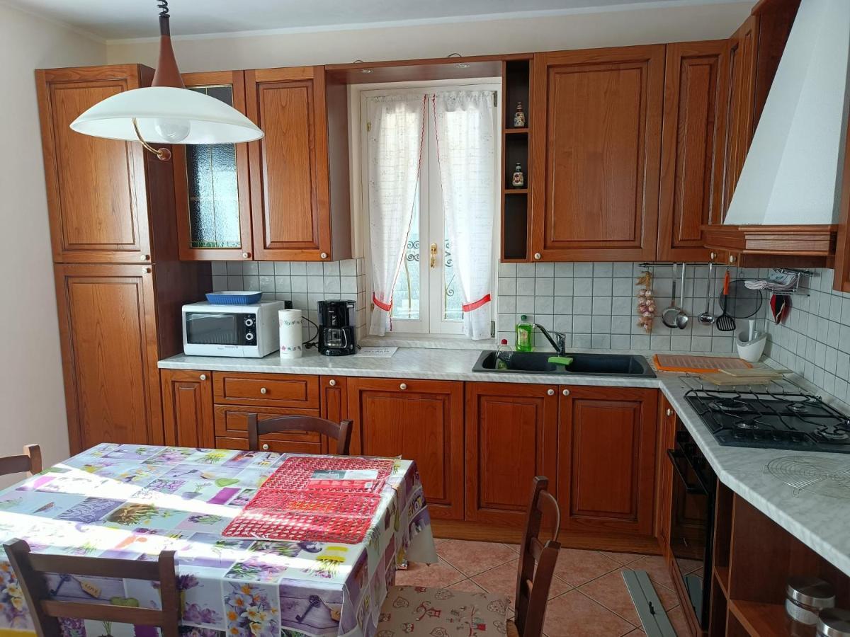 Appartamento Aneris Gravedona Buitenkant foto
